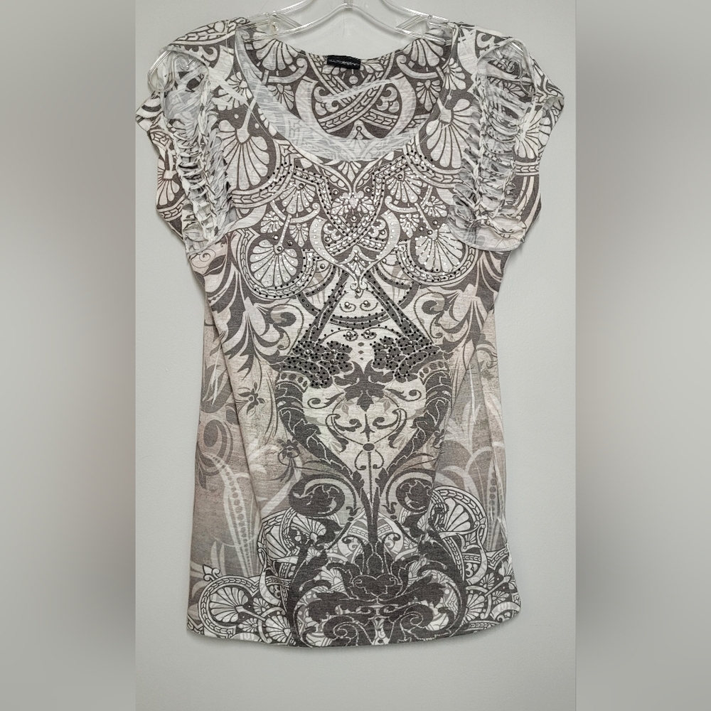 Chico Daytrip Gray Graphic Fitted Cap Sleeve Blouse Small